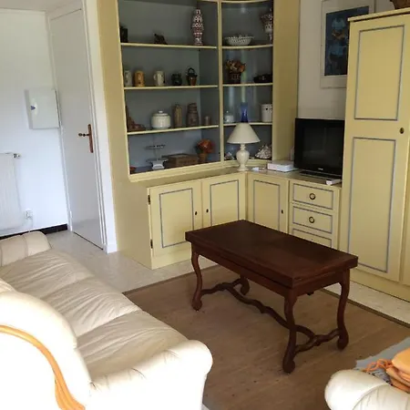 Apartment Dans Acces Prive Au